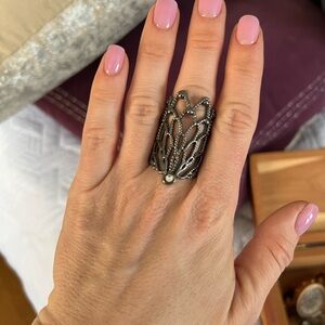 BCBG MaxAzria Elegant Silver Filigree Ring